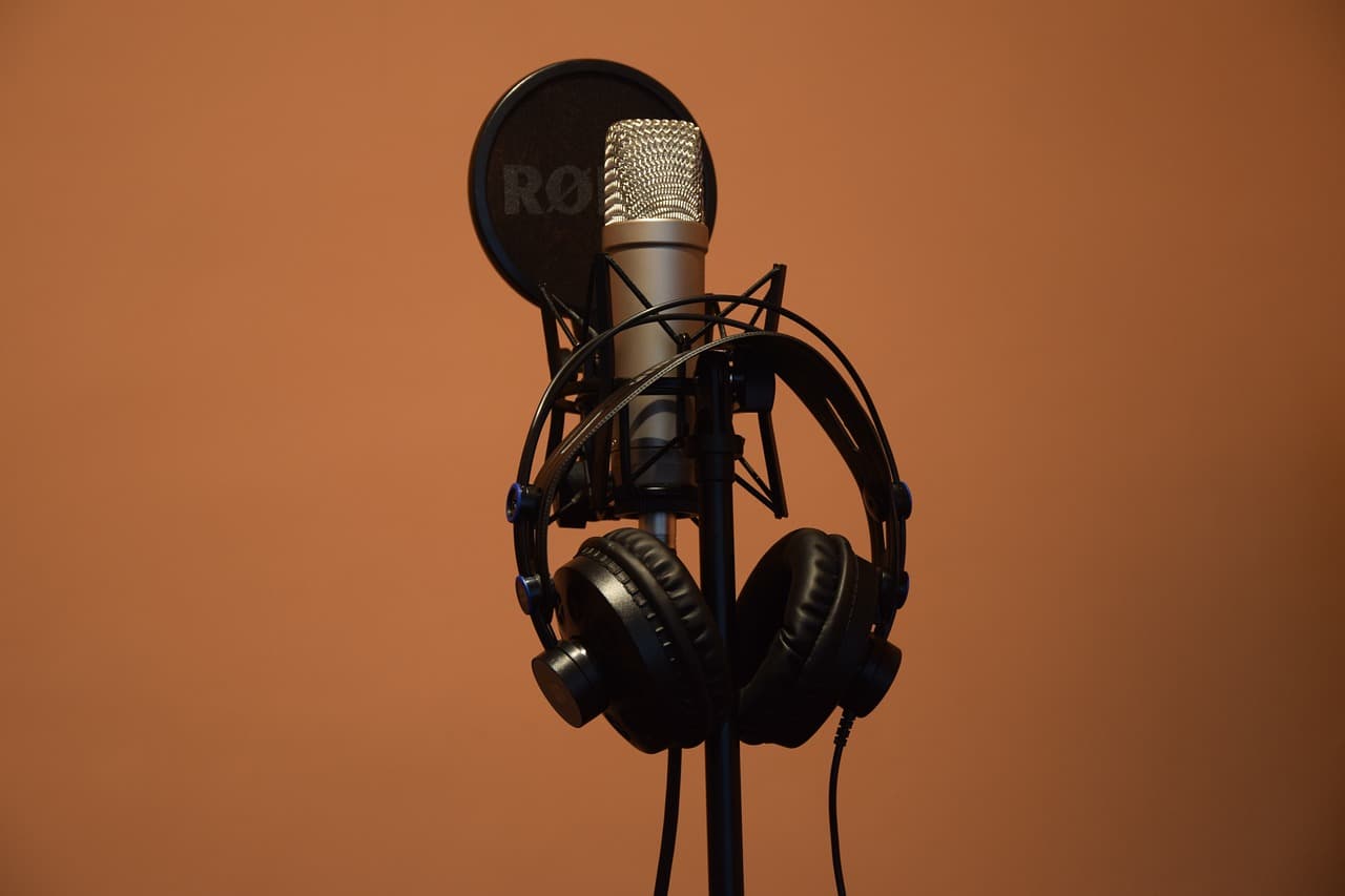 5 Screenwriting Reminders I Got From a HipHop Diss Track 