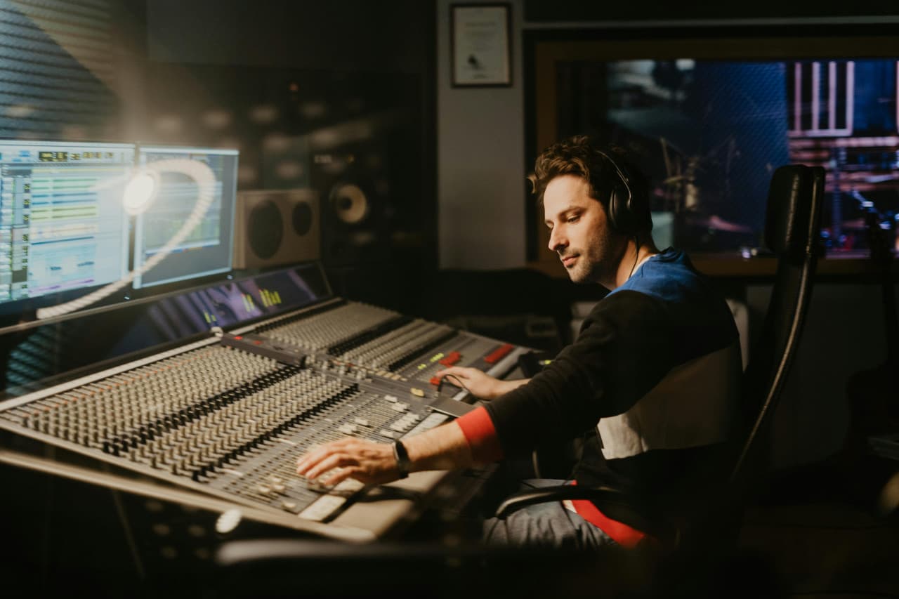 Top 10 Beginner Mistakes Made At Music Studios