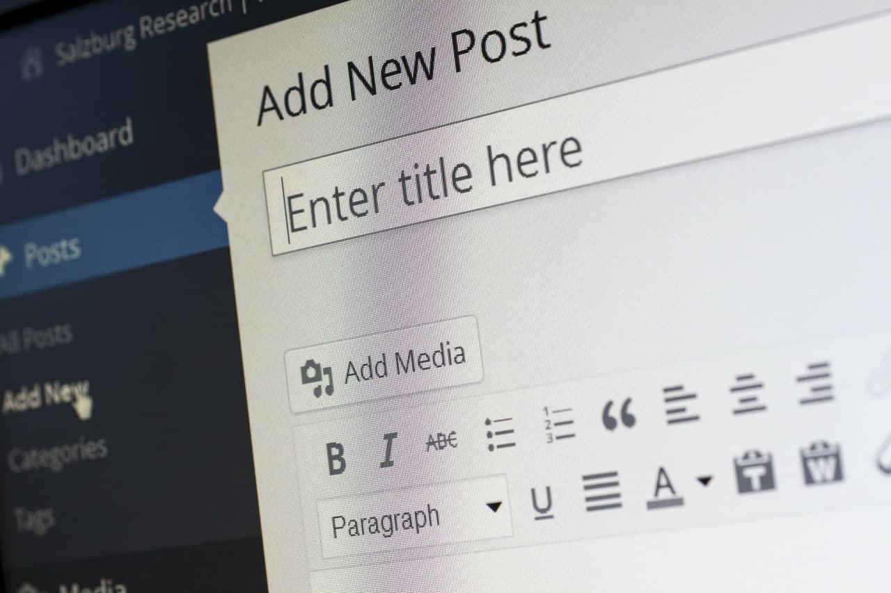How Blogging Interviewing and Online Networking Gets You Noticed